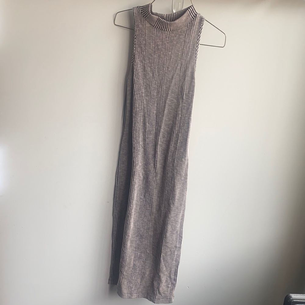 Windsor fitted ribbed calflength turtle neck dress